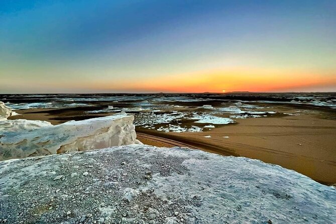 White & Black desert camping tour 2 Days 1 night From Cairo - Dinner, tents, and a sky without city light